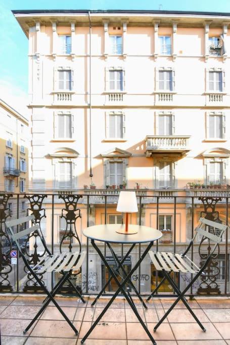 Porta Genova Bilocale Di Charme Apartment Milan Bagian luar foto