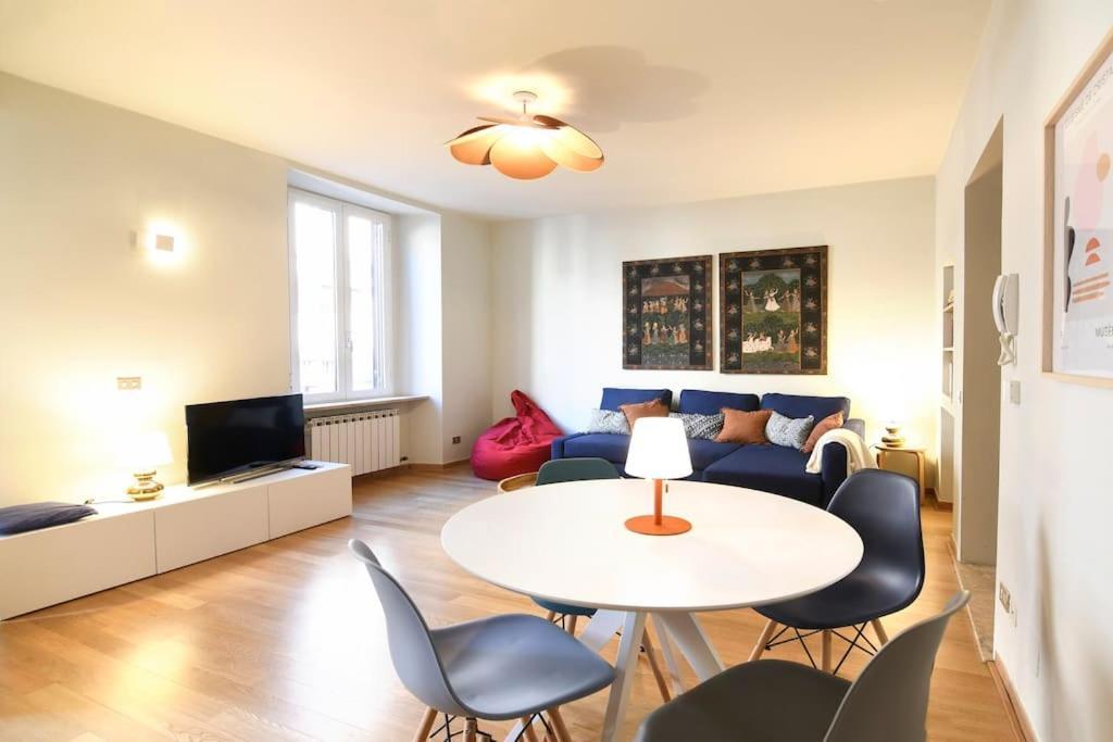 Porta Genova Bilocale Di Charme Apartment Milan Bagian luar foto